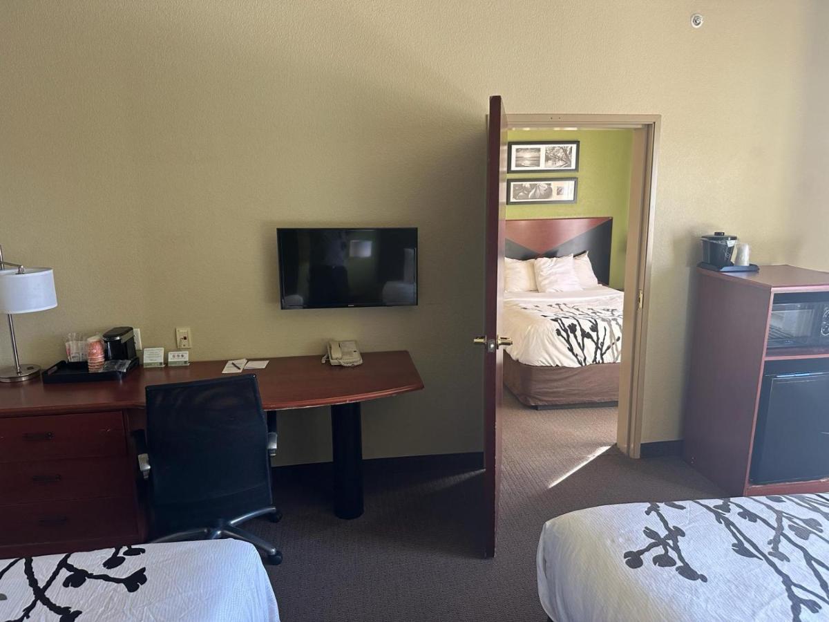 Sleep Inn & Suites At Six Flags San Antonio Ngoại thất bức ảnh