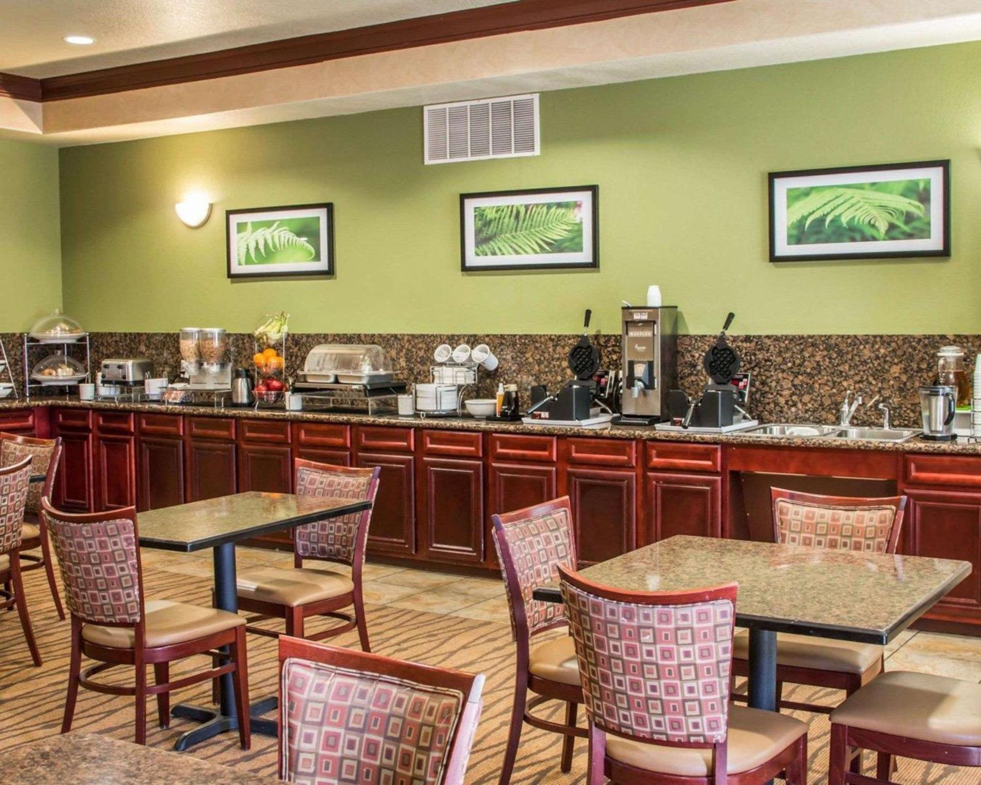 Sleep Inn & Suites At Six Flags San Antonio Ngoại thất bức ảnh